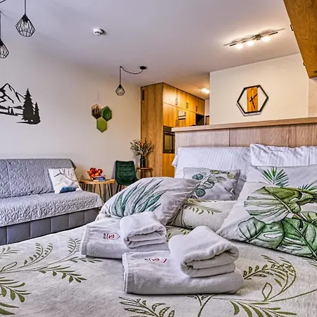 Apartament Przystan Wedrowca Resort C6 Z Pieknym Widokiem I Ogrodkiem I Z Ogolnodostepna Sauna - 5D Apartments דירה